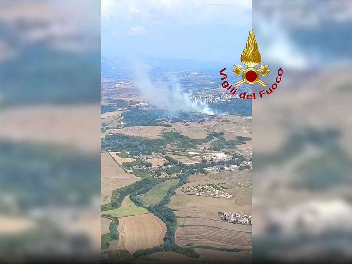 Explosion rocks ammunition factory near Rome