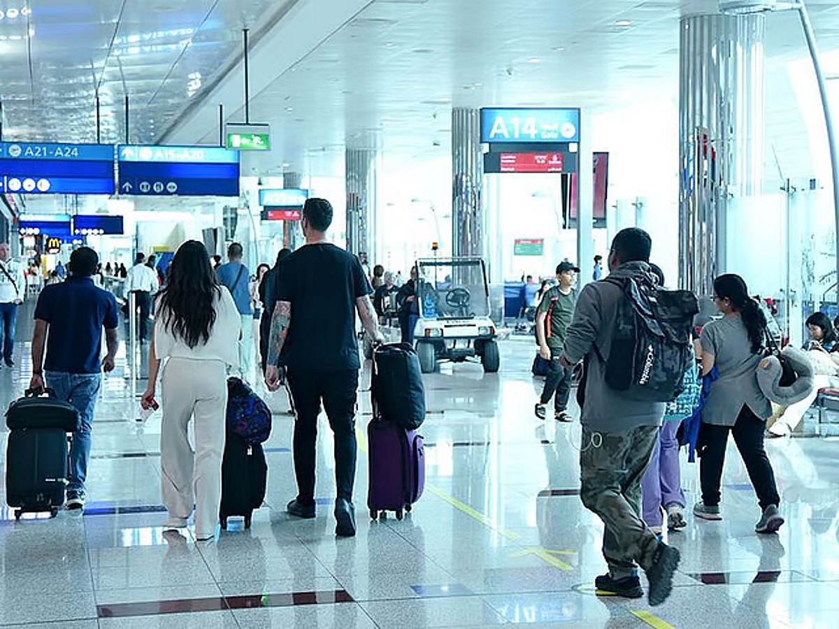 Emirates, Etihad, Air Arabia and flydubai cancellations, India travel advisory and Gulf route updates